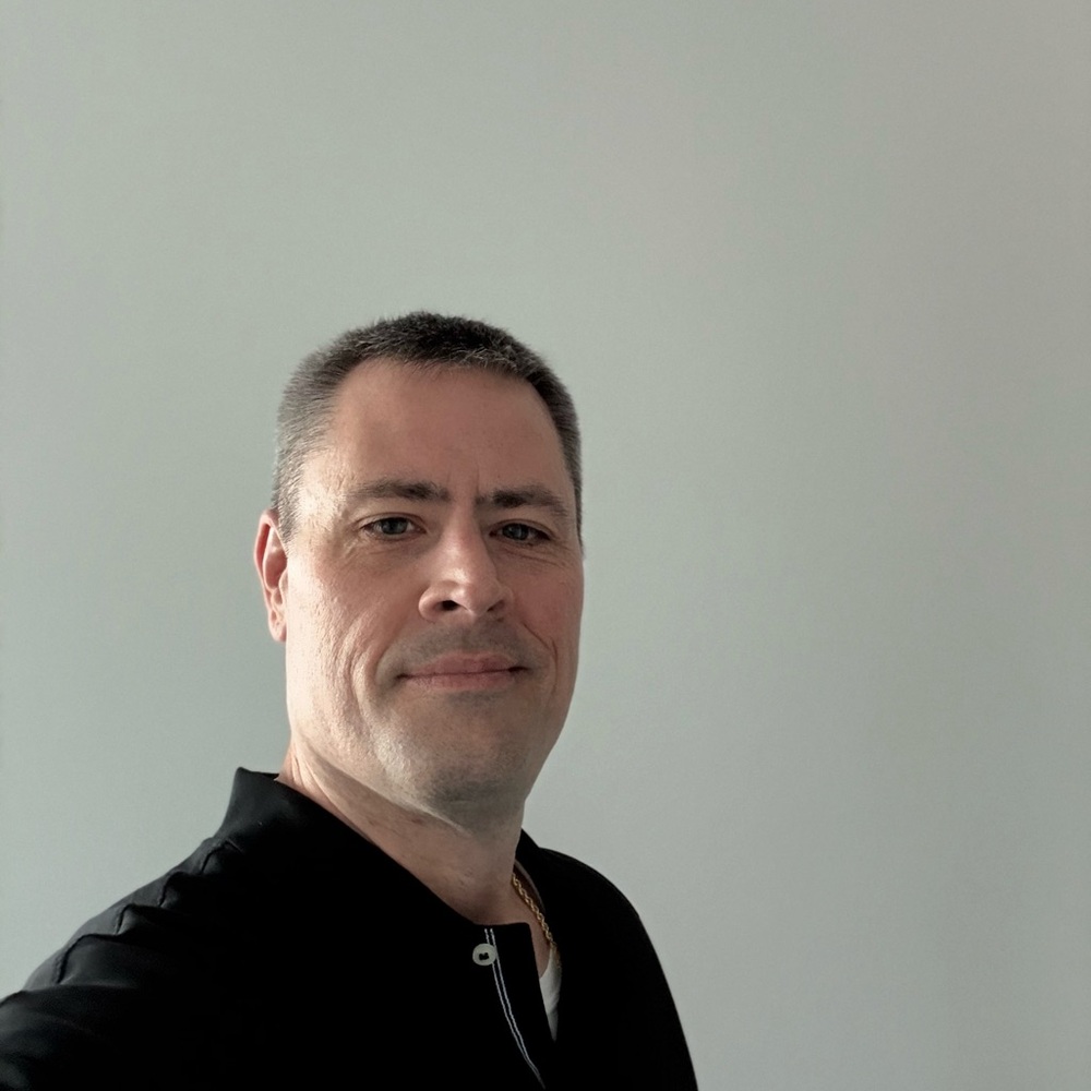 Meet your Posher, Christopher